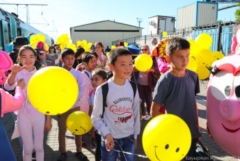 185 детей из города Арысь приехали в столицу