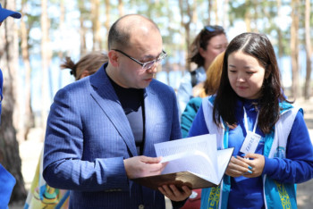 Молодые предприниматели рассказали Даурену Абаеву о своих бизнес-проектах