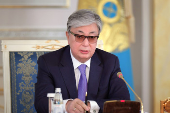 Фотография к новости: Токаев выразил соболезнования семье погибшего егеря