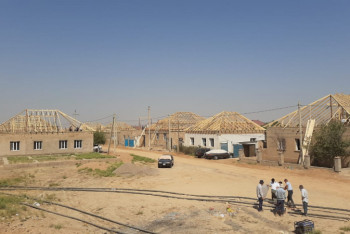 Фотография к новости: Шукеев держит строительные работы в Арыси на особом контроле