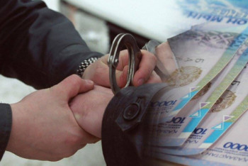 Фотография к новости: Офицер-игроман осужден в Семее за растрату зарплат военных