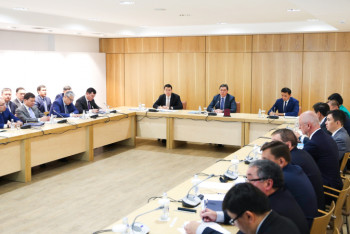  Аскар Мамин провел заседание Государственной комиссии по вопросам развития Нур-Султана