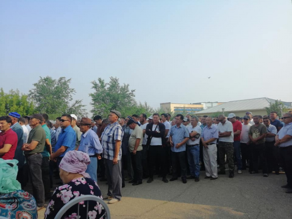 В Казахстане простились с егерем Канышем Нуртазиновым, погибшим от рук браконьеров