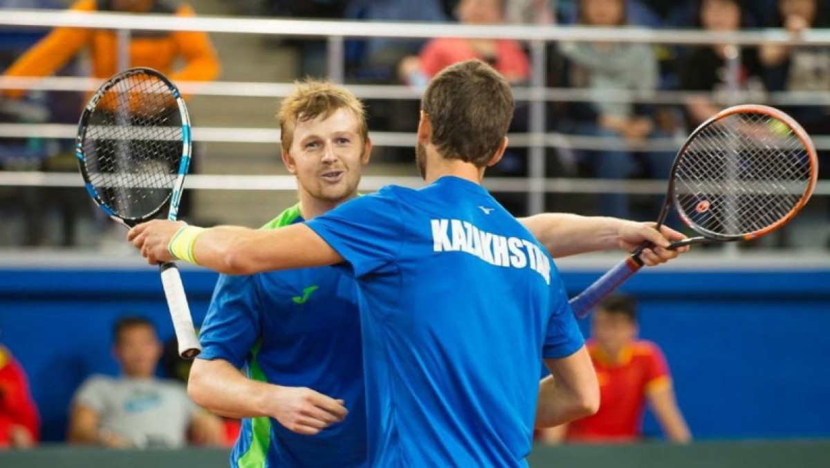 Голубев и Недовесов вышли в финал турнира по теннису в Праге