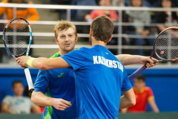 Фотография к новости: Голубев и Недовесов вышли в финал турнира по теннису в Праге