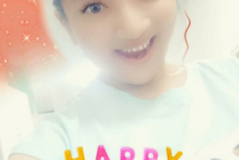 В Актобе фотограф с ДЦП помогает инвалидам обрести веру в себя