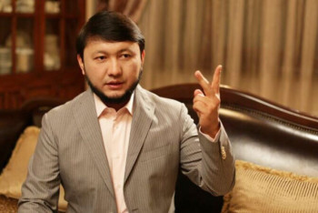 Фотография к новости: Откровенные наряды девушек вызывают рак у мужчин - гендиректор телеканала «Асыл арна» 