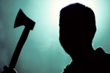 Фотография к новости: Разбойник с топором напал на алматинку в её собственном доме