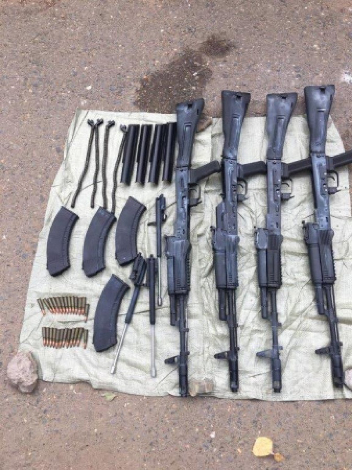 КНБ задержал иностранцев, занимавшихся незаконным сбытом оружия