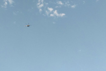 Фотография к новости: Экс-президента Кыргызстана вывезли на вертолете