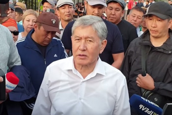 Фотография к новости: Атамбаев доставлен в МВД Кыргызстана