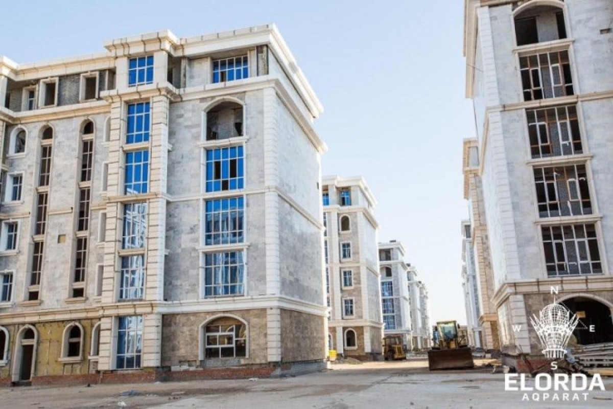 "Королевские" апартаменты столичных дольщиков возвели без крыши, окон и дверей