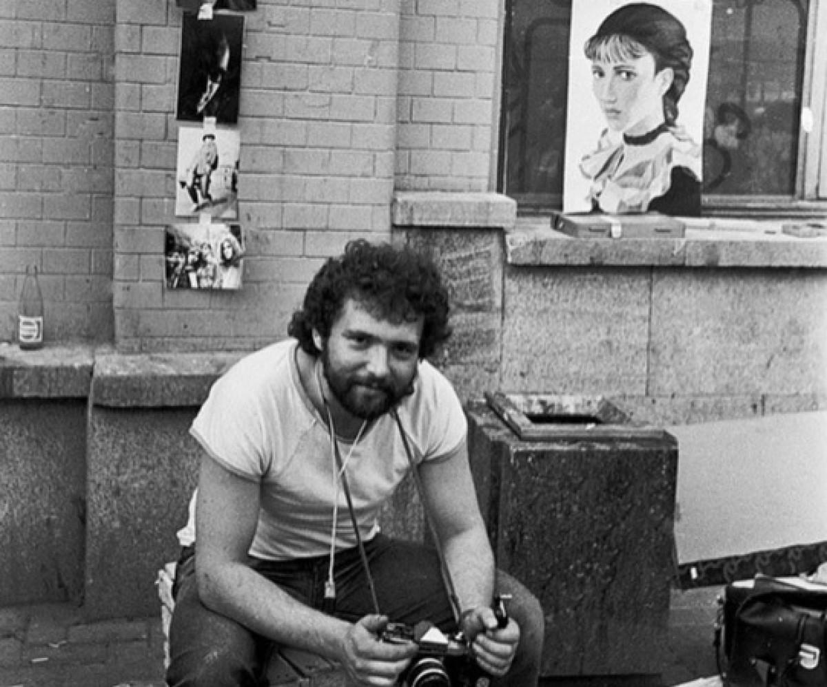 Бузову заметили на фотографии 80-х годов