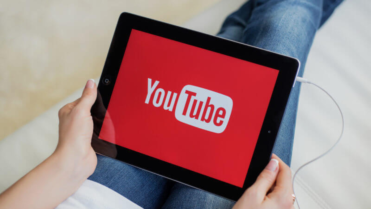 Запретить рекламу незаконных акций в YouTube потребовали от Google в России