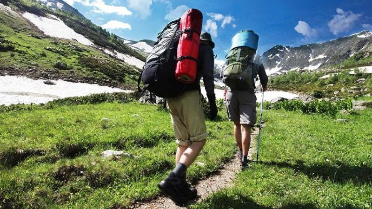 Вокруг Казахстана за 7 дней: молодые казахстанцы отправляются в путешествие 