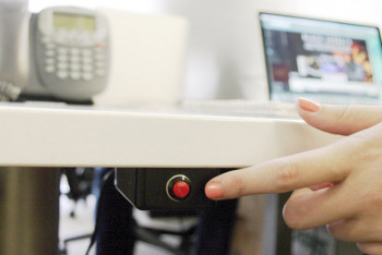 Фотография к новости: "КТЖ" установит в поездах тревожную кнопку   