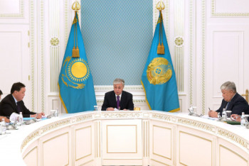 Фотография к новости: Токаев провел совещание по экономическим вопросам 