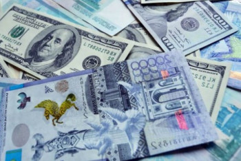 Фотография к новости: Тенге показывает значительный рост