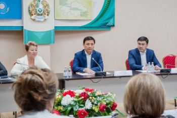 Фотография к новости: Кульгинов встретился с директорами школ Нур-Султана