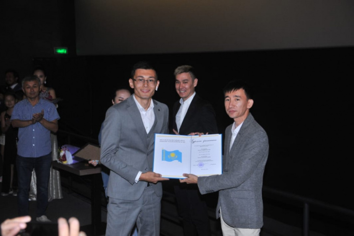 Состоялась премьера первого костанайского полнометражного фильма "Кім кінәлі?"