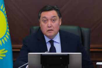 Фотография к новости: Мамин: Акимы должны держать на контроле цены на товары 