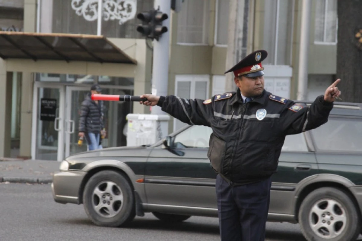 Жезлы хотим вернуть регулировщикам — МВД Казахстана