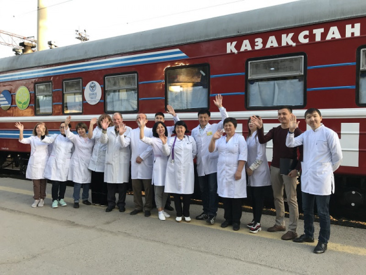 В Казахстане запущен еще один медицинский поезд