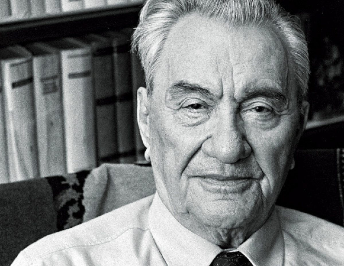 Сайт о Динмухамеде Кунаеве презентовали в Алматы