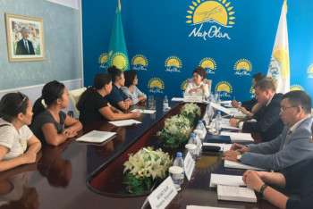 Фотография к новости: Государство не должно создавать условия для социального иждивенчества: Балаева о выступлении Елбасы в Nur Otan