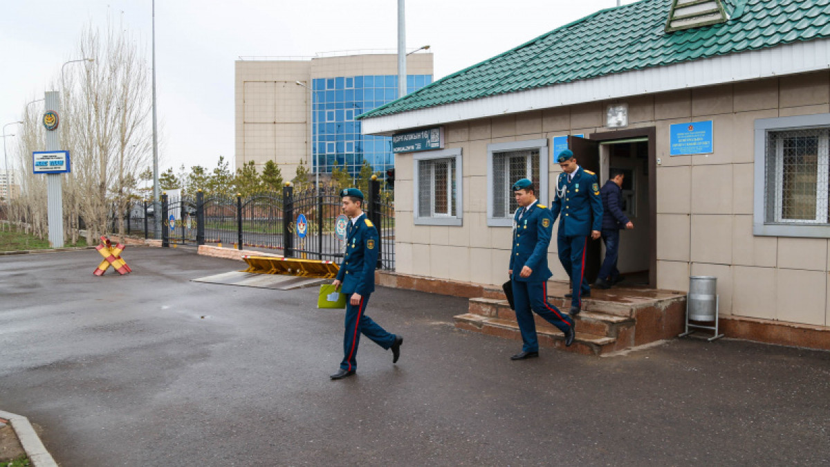 Военная школа "Жас улан" оказалась в центре скандала