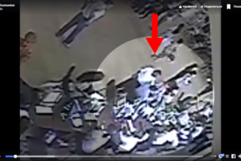 Фотография к новости: Мужчина ударил сотрудника ЦОНа в Шымкенте 