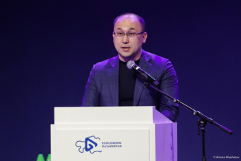 Фотография к новости: Абаев блогерам: Мы хотим, чтобы туристы со всего мира смогли оценить красоту казахской земли