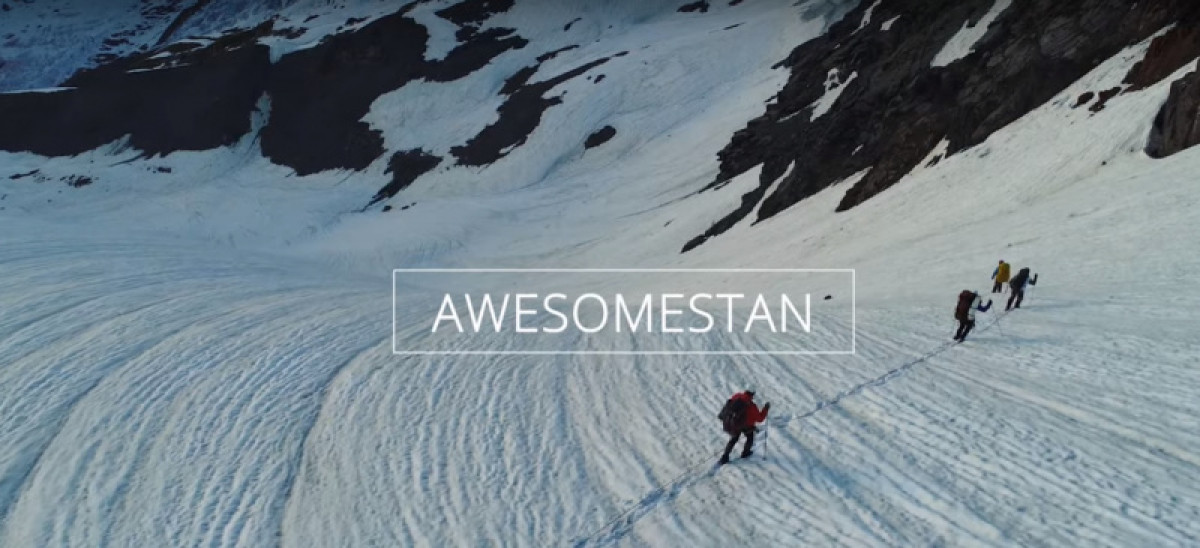 кадр из видео