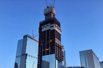 Фотография к новости: Когда откроют "Абу Даби Плаза" в Нур-Султане 