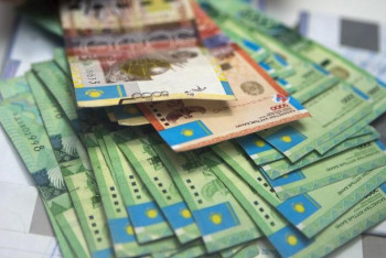 Фотография к новости: Какие зарплаты у замакимов Нур-Султана