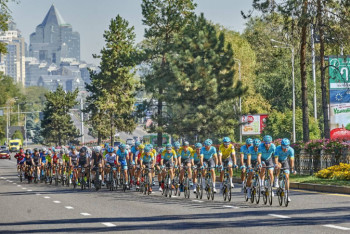 Фотография к новости: "Астана" впервые не смогла выиграть этап на Tour of Almaty