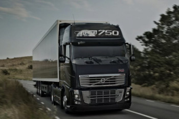 Фотография к новости: Для повышения профессионализма специалистов отраслей необходимо открыть Центр компетенций