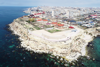 Фотография к новости: В Актау открыли Скальную тропу