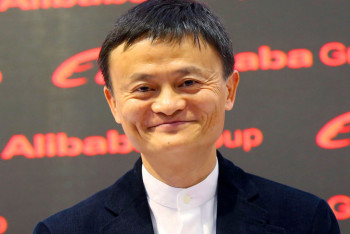 Фотография к новости: Джек Ма передал Головкину эстафету по прочтению стихов Абая