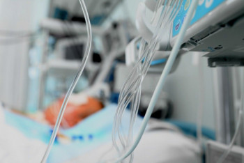 Фотография к новости: Родственники пациента избили костылем медперсонал реанимации в Алматы – больница