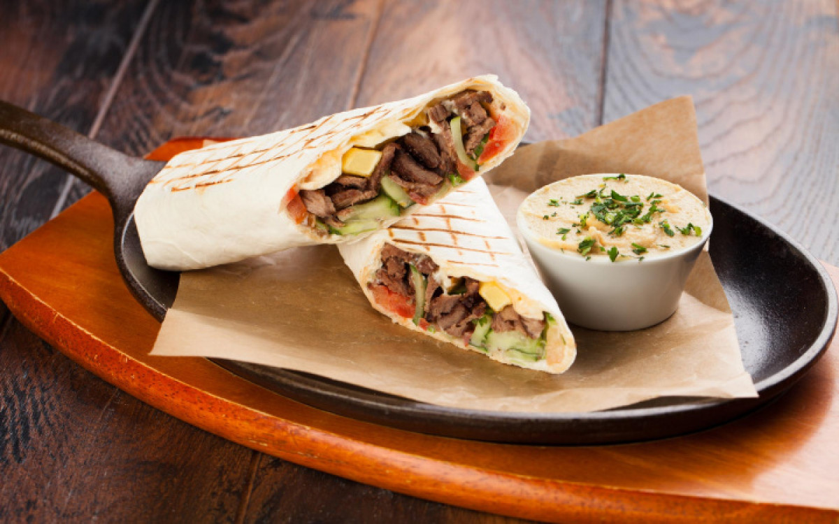 Почти 3 тыс. долларов заплатила за шаурму туристка в Израиле