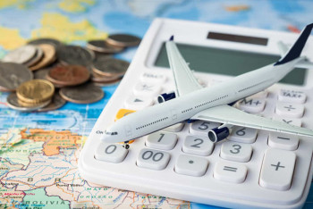 В КГА назвали причину высокой стоимости авиабилетов