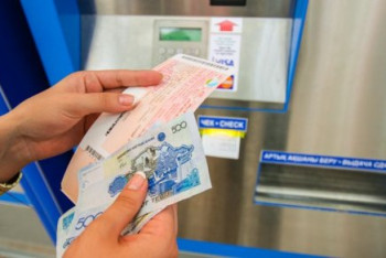 Высокую стоимость ж/д билетов объяснили в КТЖ