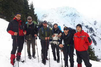 Фотография к новости: Четверо иностранцев заблудились в горах Тянь-Шаня