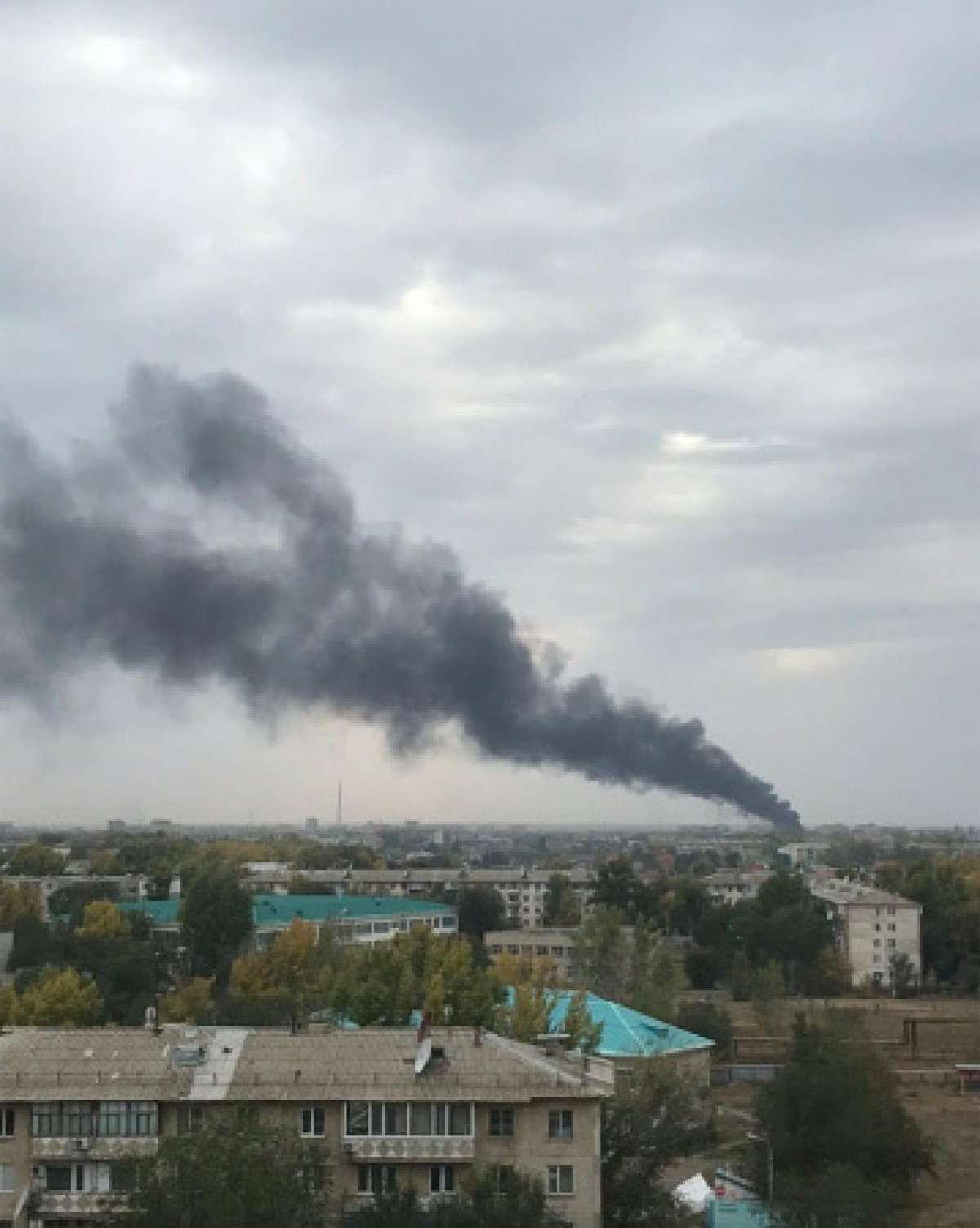 Крупный пожар в Уральске