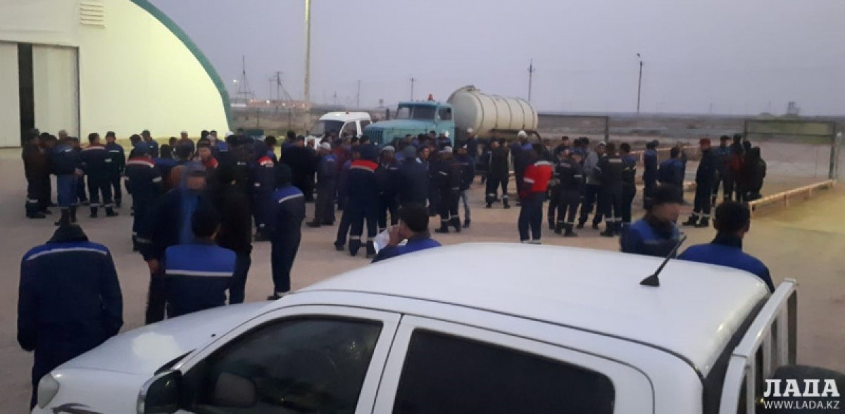 Забастовка  на месторождении "Каражанбас": 162 человека остановили работу 