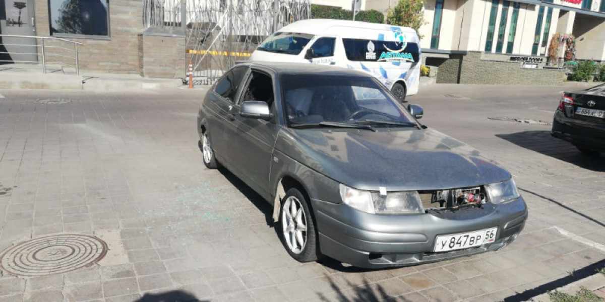 Очевидица оцепления посольства Канады заметила черный ящик с антеннами