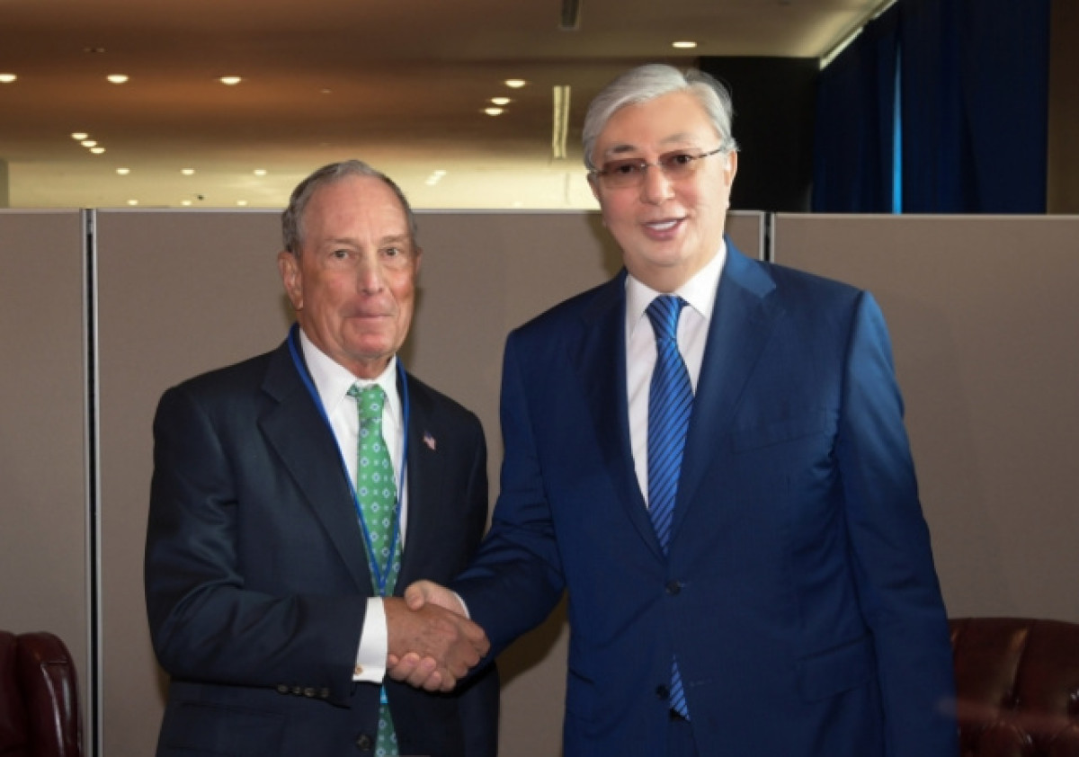 Токаев призвал Майкла Блумберга сотрудничать с МФЦА