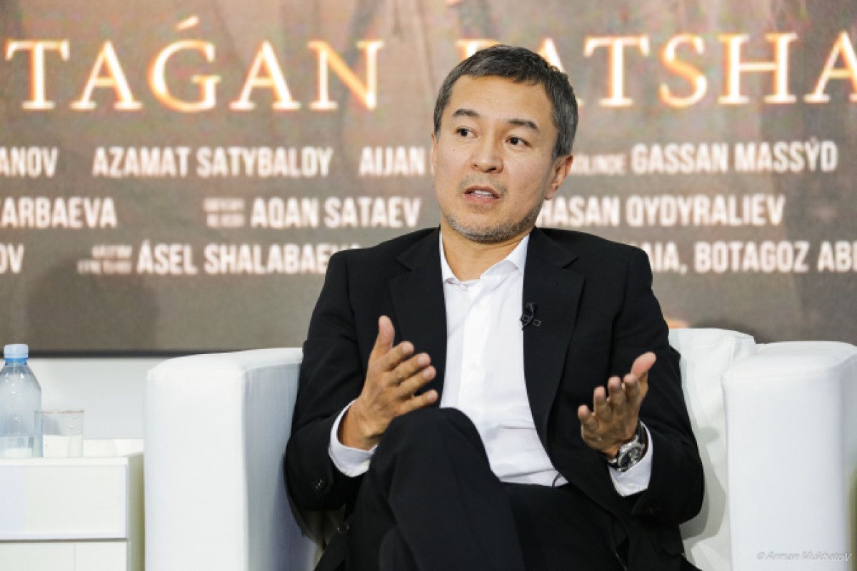 Сатаев объяснил, почему снимет кино о Сапиеве, а не о Головкине