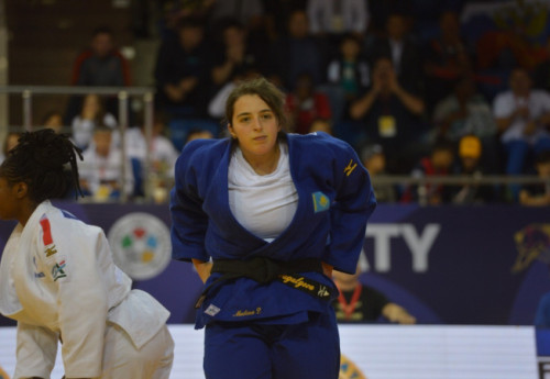 Фотография к новости: Казахстанская дзюдоистка завоевала "серебро" на юношеском чемпионате мира